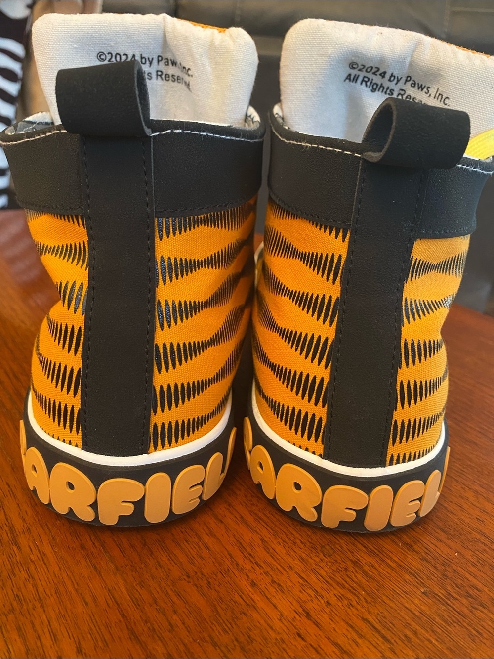 Garfield Yellow High-Top Men’s Sneakers - Picture 3 of 8
